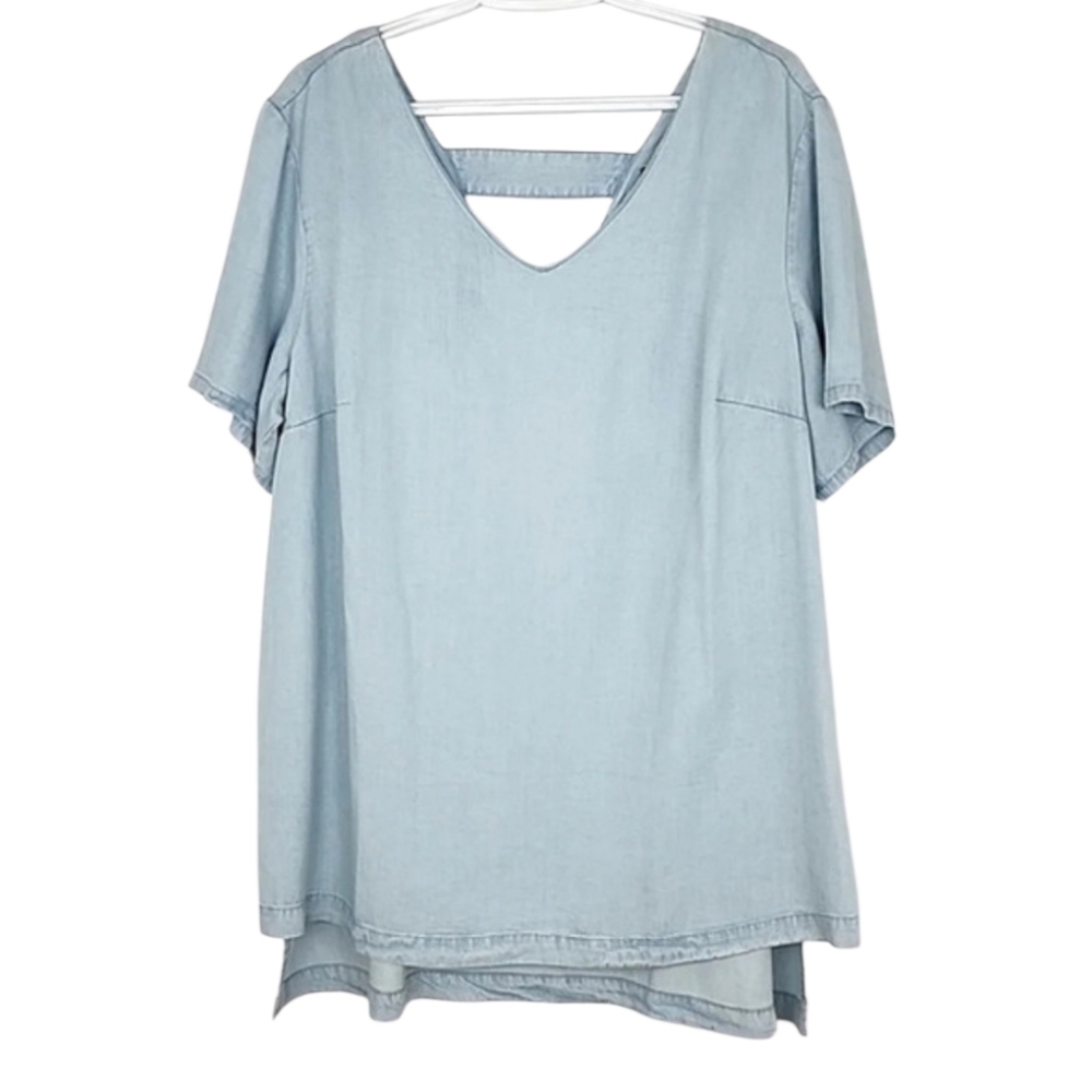 Ellen Tracy Women's Tencel Light Denim V-Neck Cutout Short Sleeves Top Size 1X